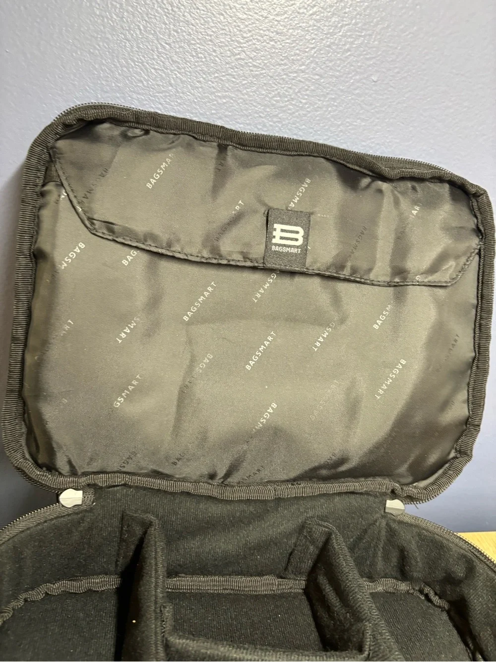 Black and Gray Tablet Accessory Organizer Case with Elastic Slots